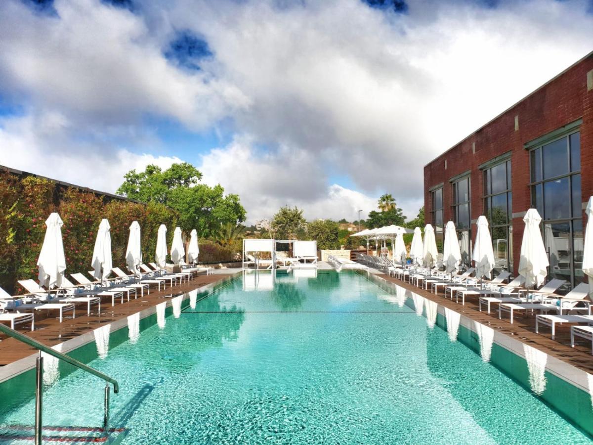 Cramim By Isrotel Exclusive Kiryat Anavim Exteriör bild The pool at the hotel