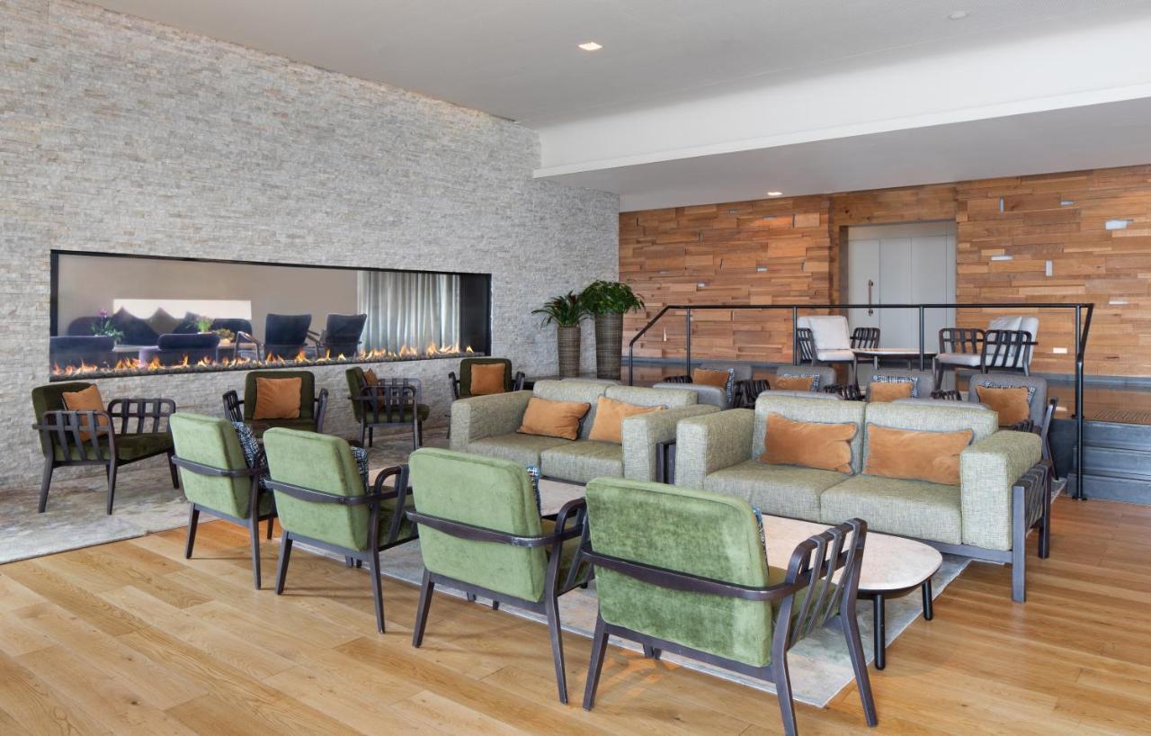 Cramim By Isrotel Exclusive Kiryat Anavim Exteriör bild The lounge at the airport