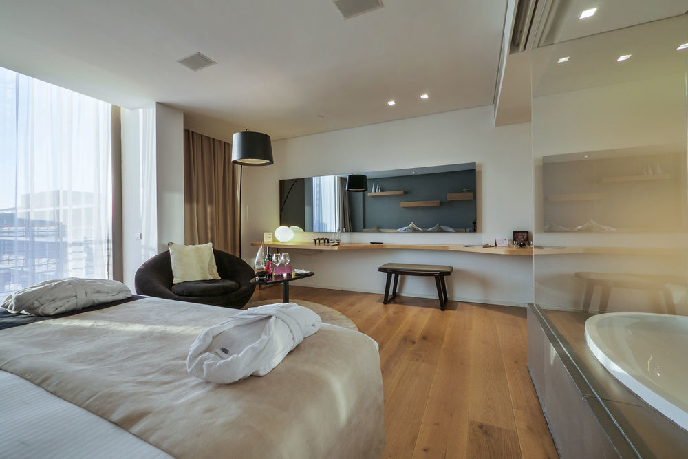 Cramim By Isrotel Exclusive Kiryat Anavim Exteriör bild A room at the Mandarin Oriental Munich